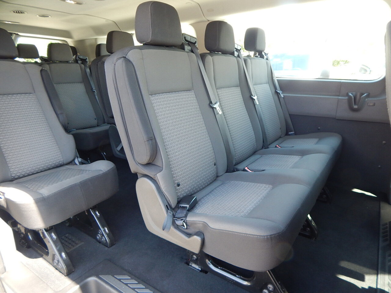 Used 2023 Ford Transit 350 XLT RWD image 12
