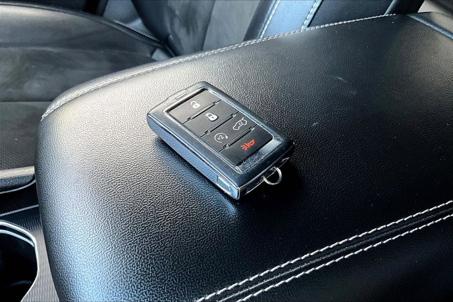 Used 2023 Jeep Grand Cherokee Altitude image 11