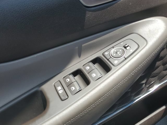 Used 2019 Hyundai Santa Fe SEL FWD image 19
