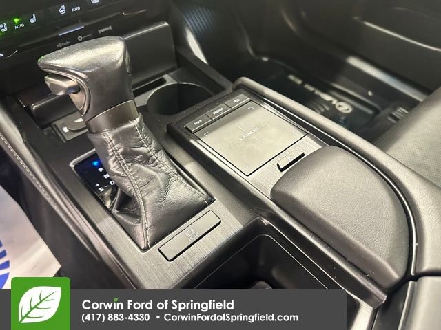 Used 2020 Lexus ES 350 Luxury w/ Accessory Package 2 image 19