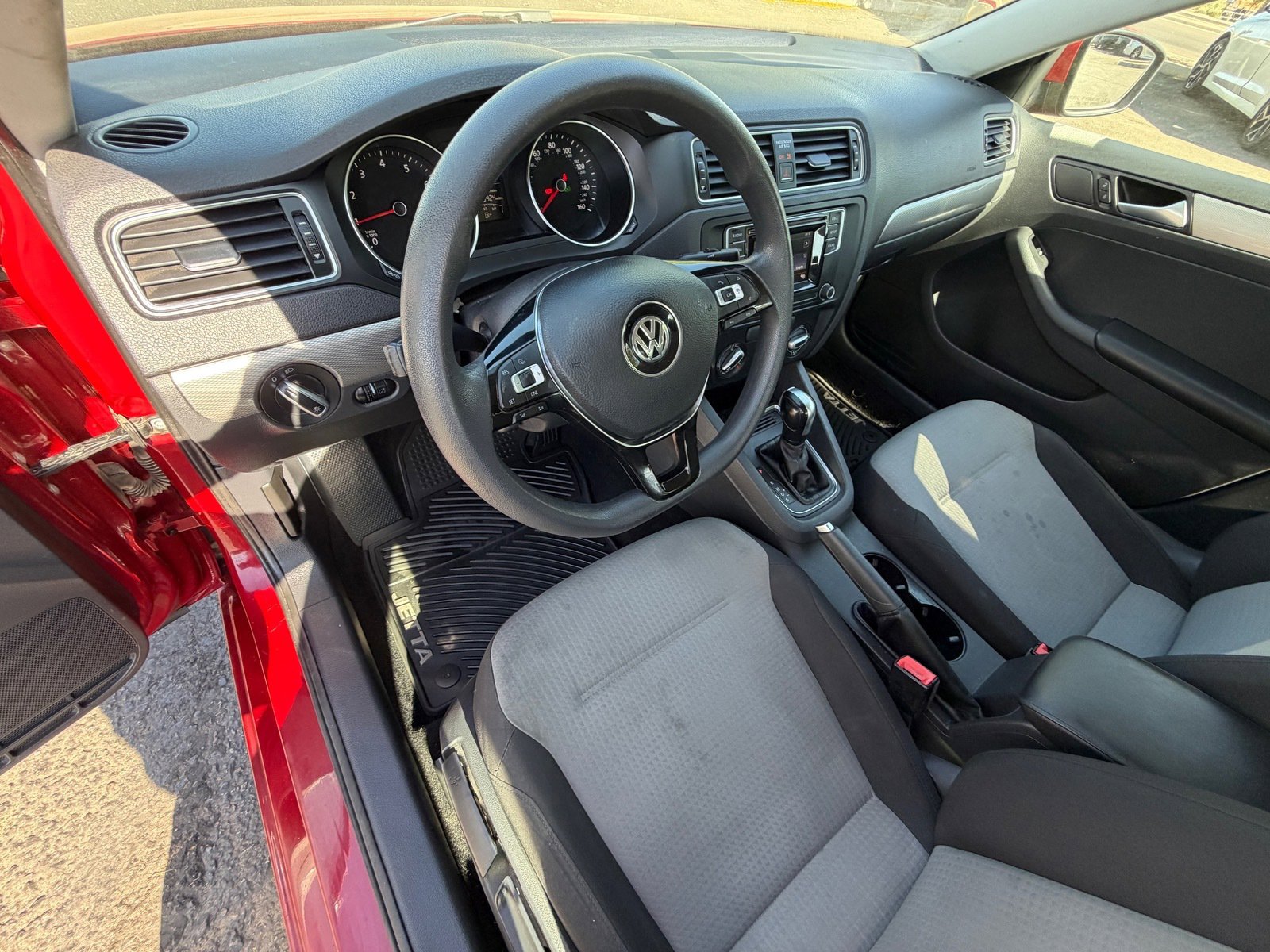 Used 2018 Volkswagen Jetta S FWD image 16