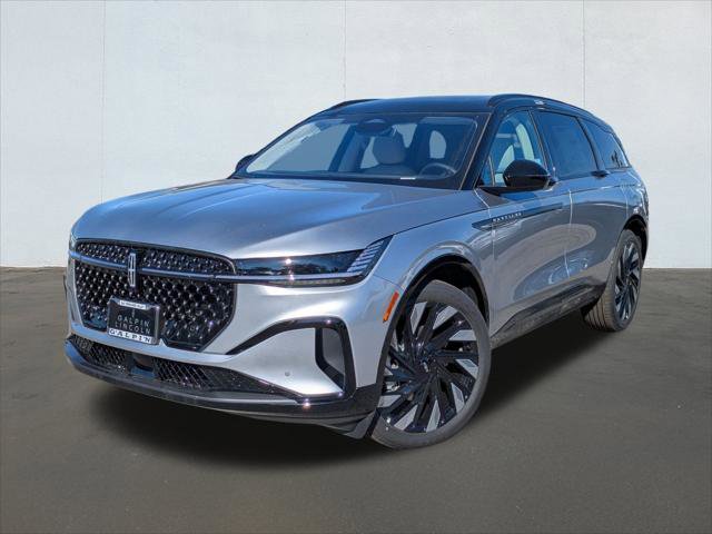 New 2026 Lincoln Nautilus Reserve w/ Jet Appearance Package AWD/4WD image 1