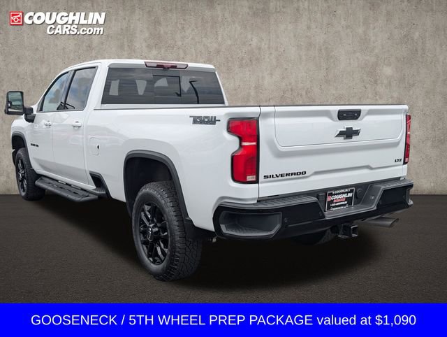 Used 2025 Chevrolet Silverado 3500 LTZ w/ Trail Boss Package AWD/4WD image 6