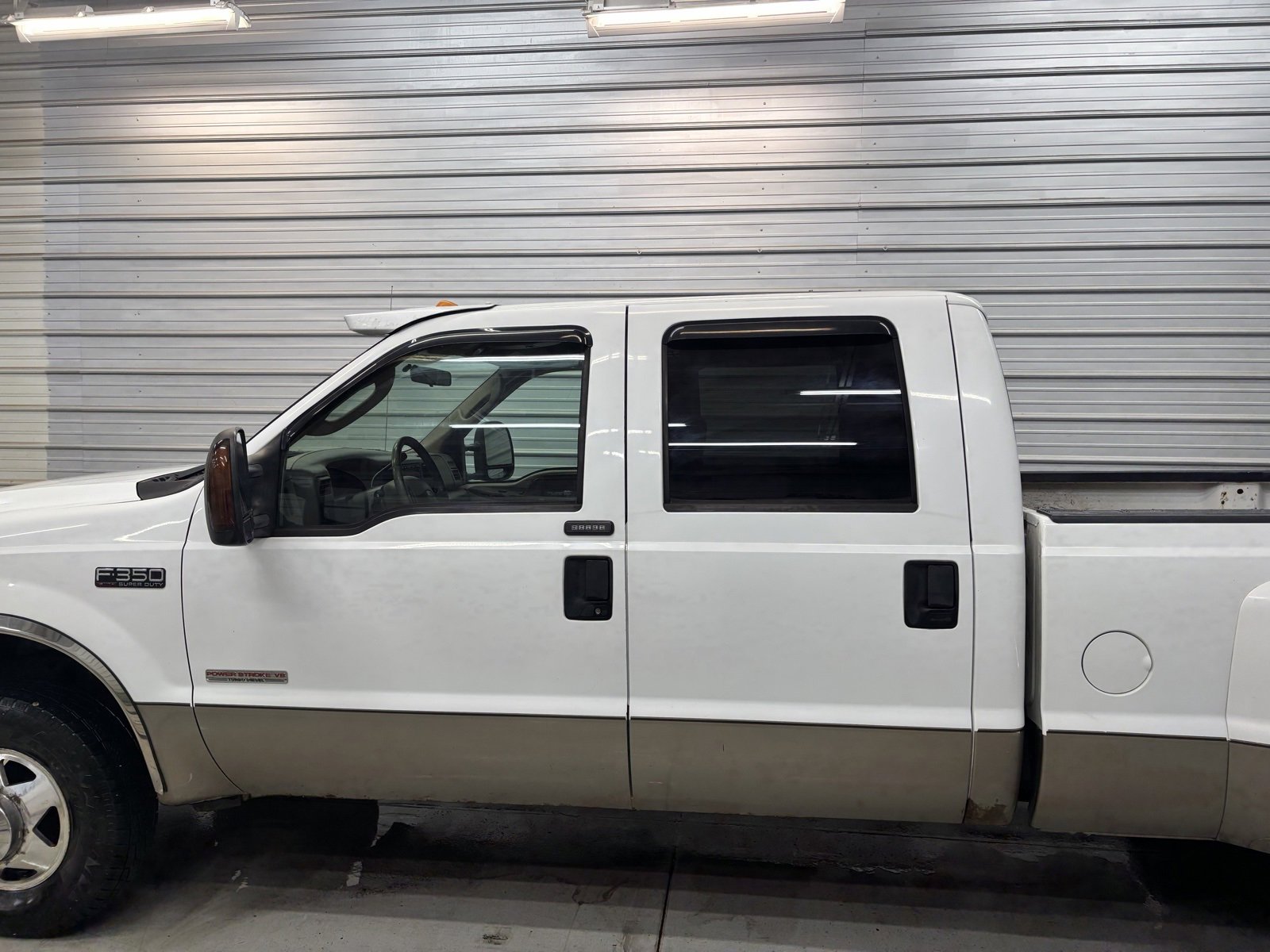 Used 2004 Ford F350 XL image 7