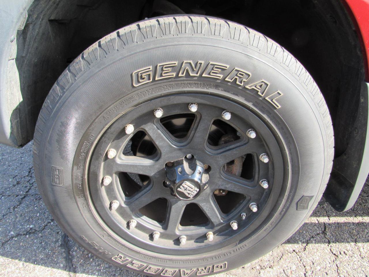 Used 2013 Nissan Xterra PRO-4X w/ Pro-4x Leather Pkg AWD/4WD image 12