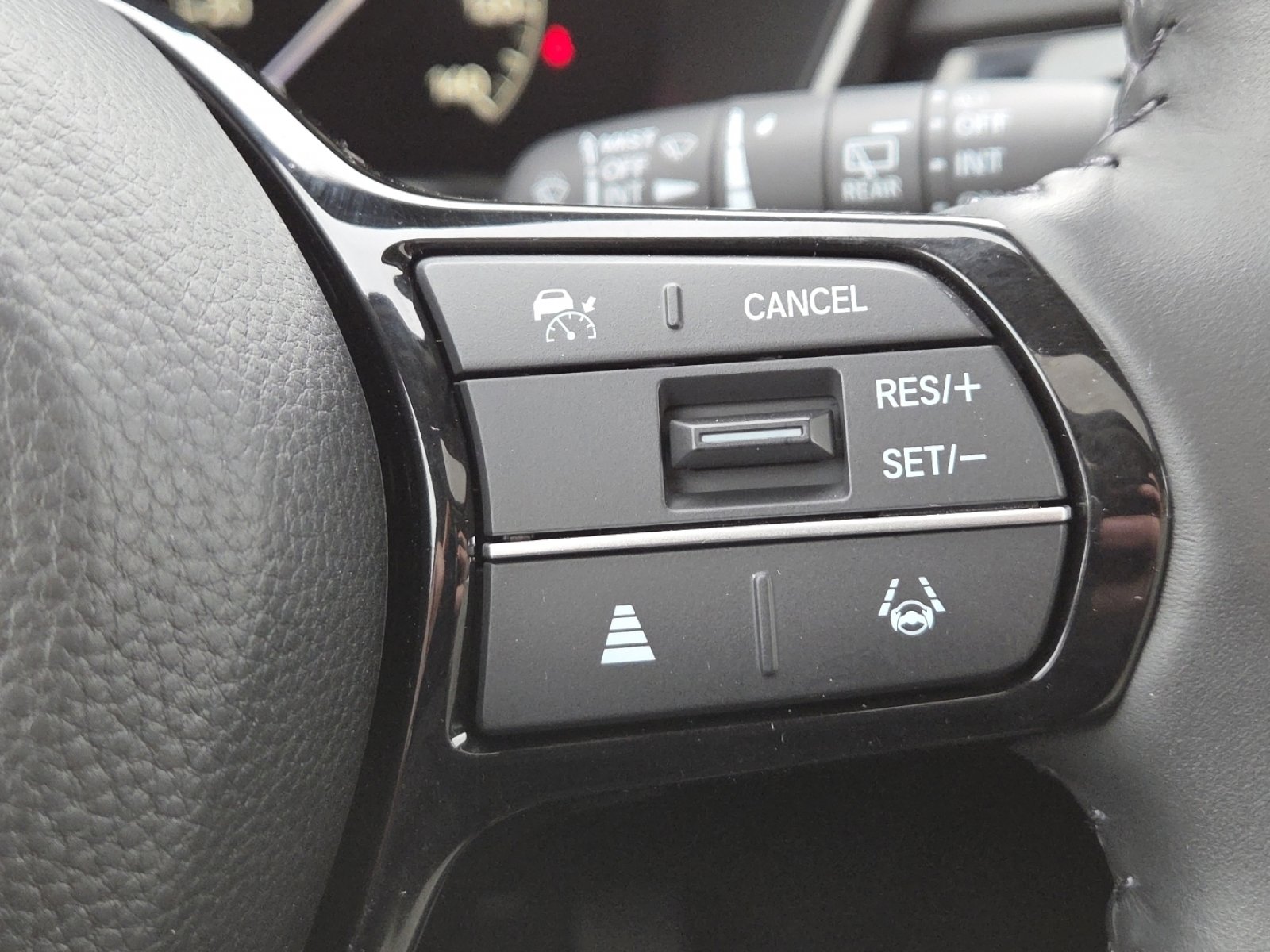 Used 2024 Honda CR-V EX-L image 30