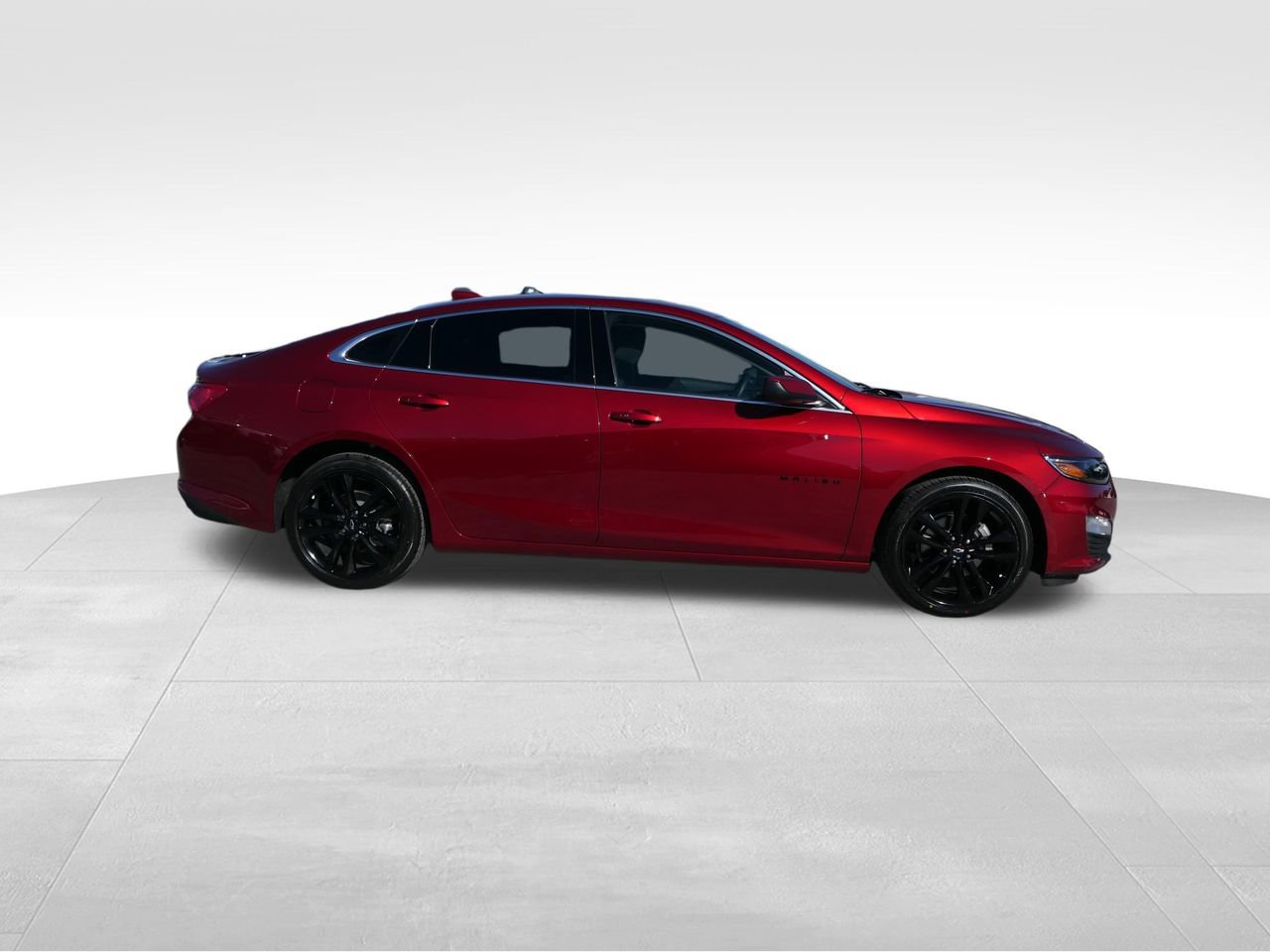 Used 2023 Chevrolet Malibu LT w/ Sport Edition image 2