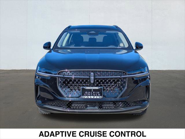 New 2026 Lincoln Nautilus Reserve w/ Jet Appearance Package AWD/4WD image 4