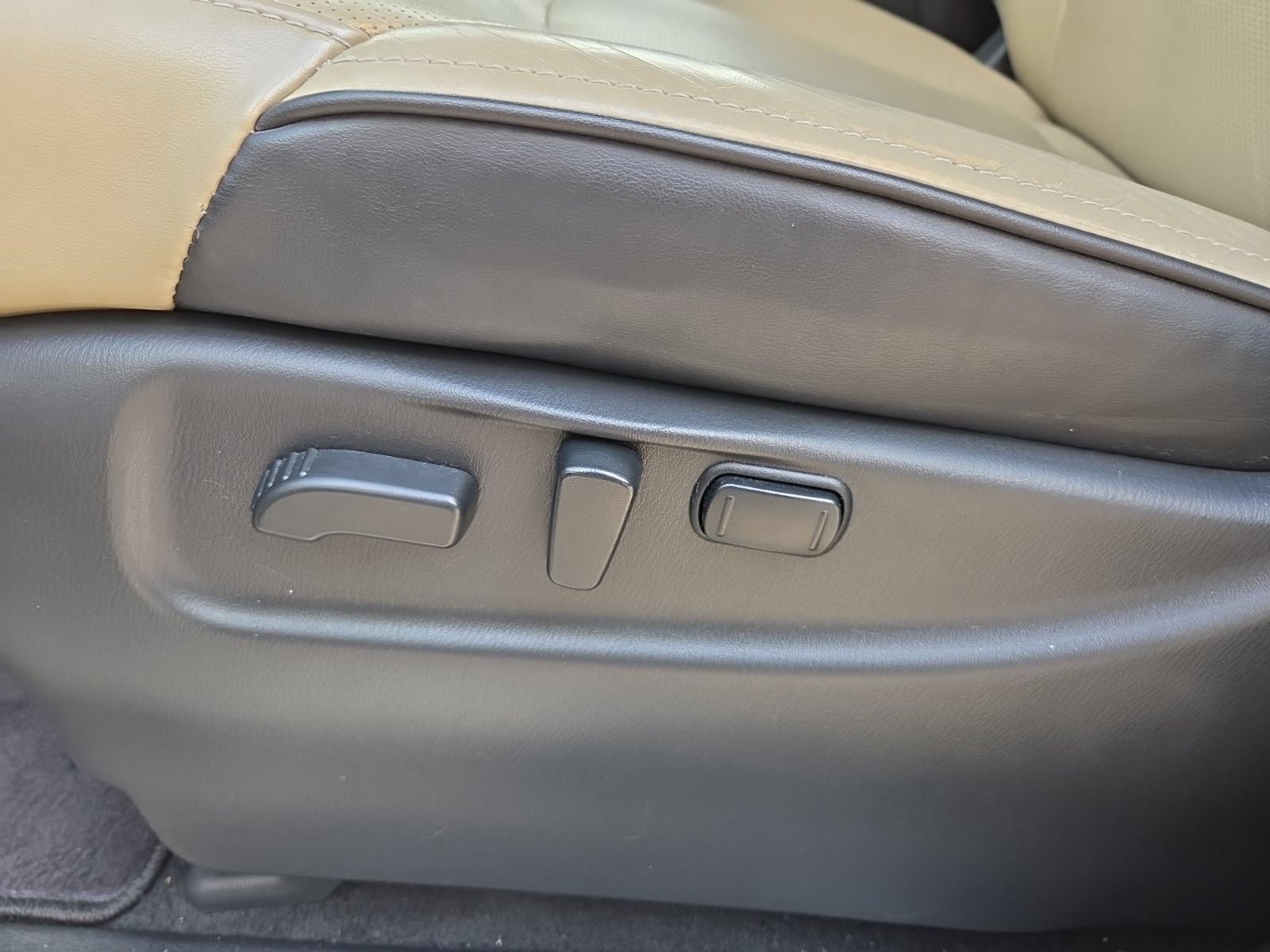 Used 2021 INFINITI QX80 Premium Select w/ Cargo Package AWD/4WD image 14