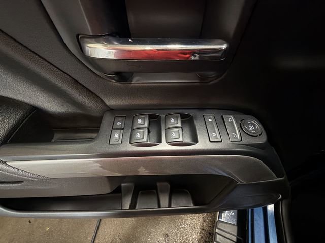 Used 2019 Chevrolet Silverado 1500 LT w/ All Star Edition image 13