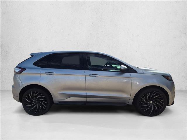 Used 2018 Ford Edge Sport w/ Cargo Accessory Package AWD/4WD image 4