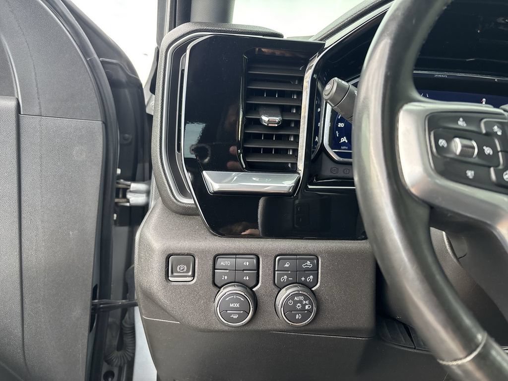 Certified 2023 Chevrolet Silverado 1500 LTZ w/ LTZ Premium Package AWD/4WD image 22