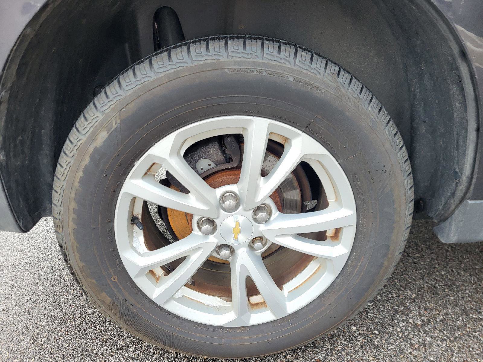 Used 2016 Chevrolet Equinox LT w/ Convenience Package image 13