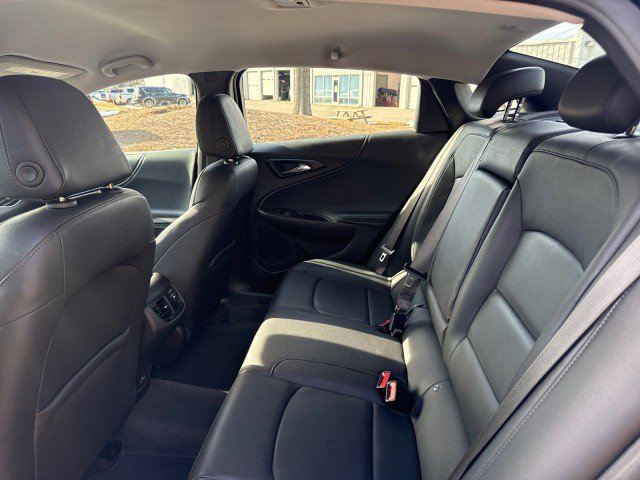 Used 2024 Chevrolet Malibu LT image 30