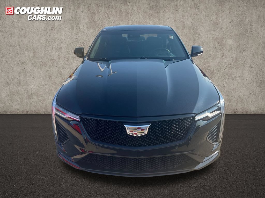 Used 2023 Cadillac CT4 V w/ Technology Package RWD image 9