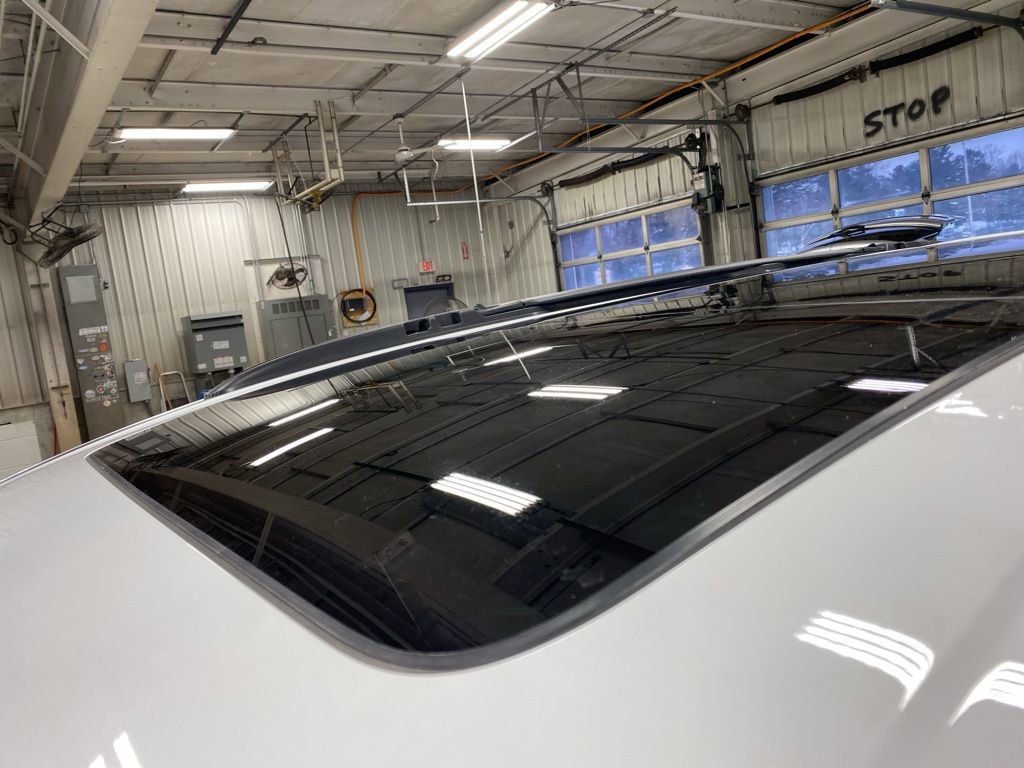 Used 2025 Chrysler Pacifica Limited image 51