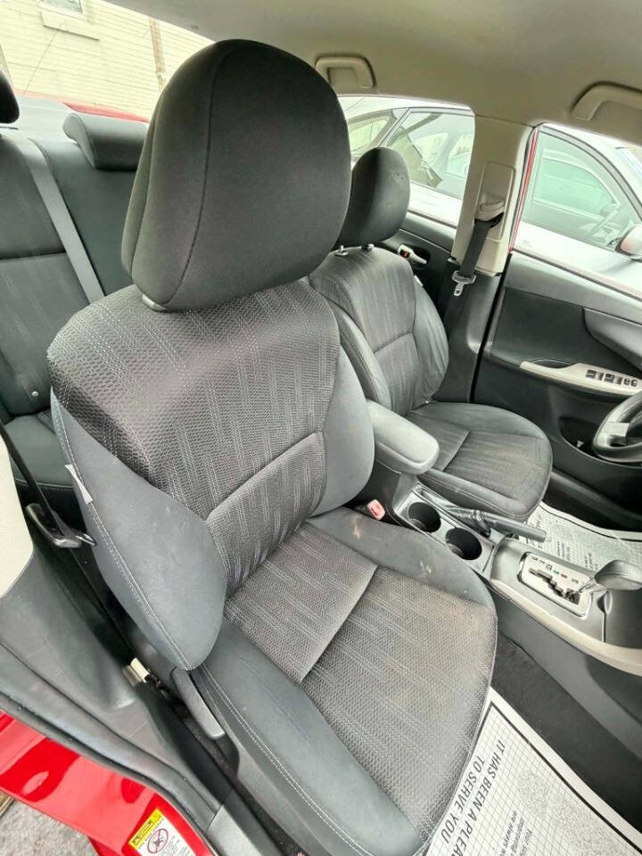Used 2012 Toyota Corolla S image 10