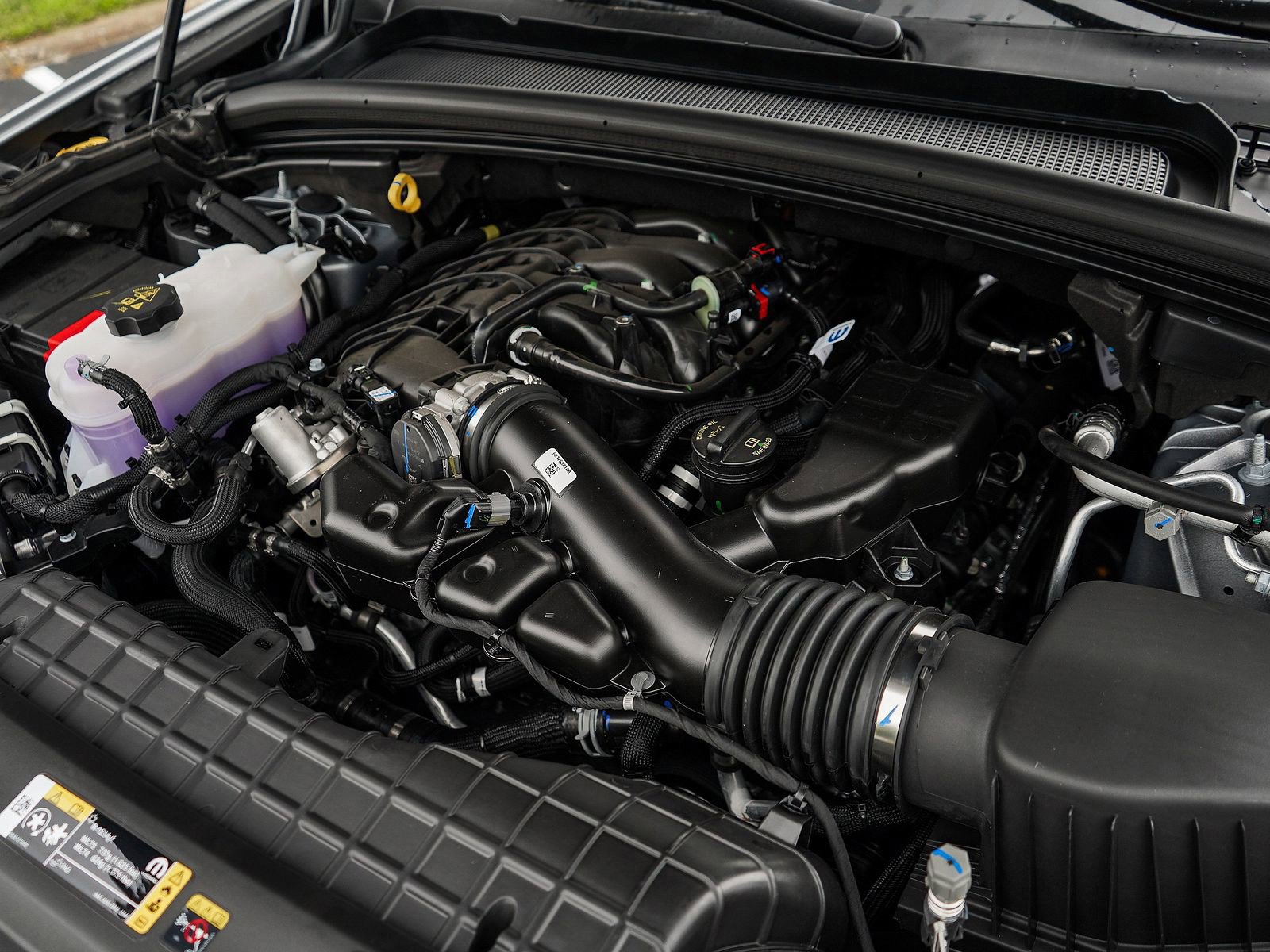 New 2025 Jeep Grand Cherokee Laredo X w/ Luxury Tech Group I image 6