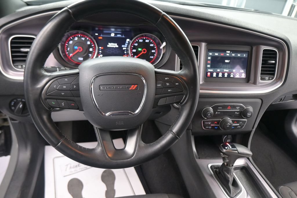 Used 2019 Dodge Charger SXT RWD image 39
