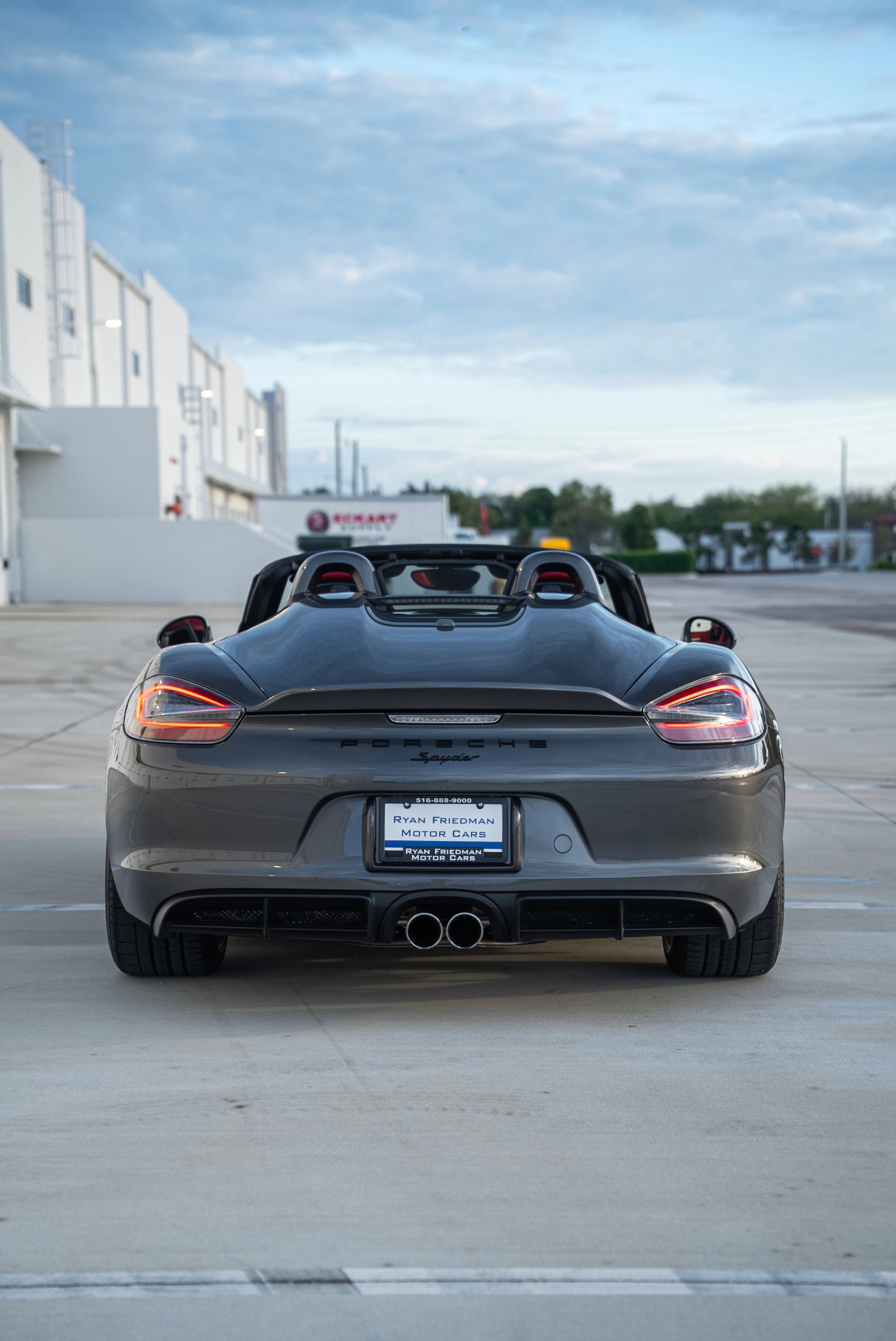 Used 2016 Porsche Boxster Spyder image 11