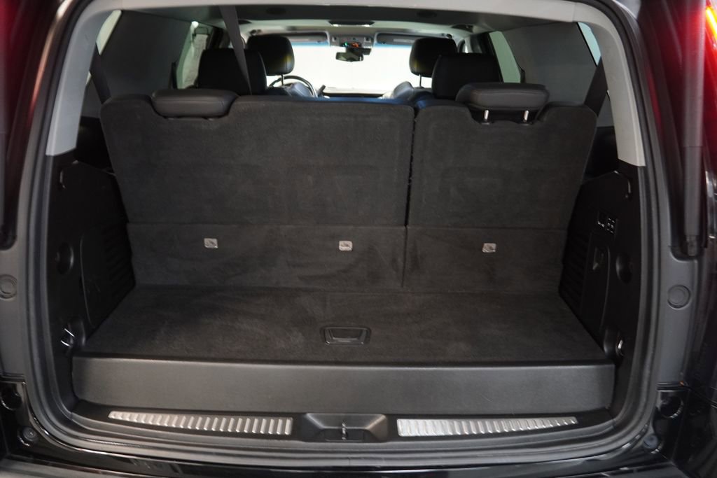 Used 2019 Cadillac Escalade Luxury AWD/4WD image 15