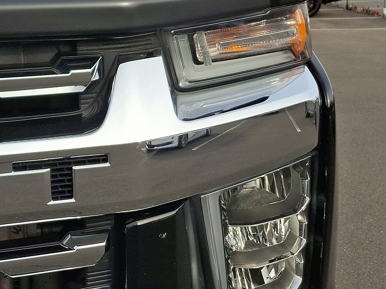 Used 2020 Chevrolet Silverado 2500 LTZ w/ LTZ Premium Package image 9