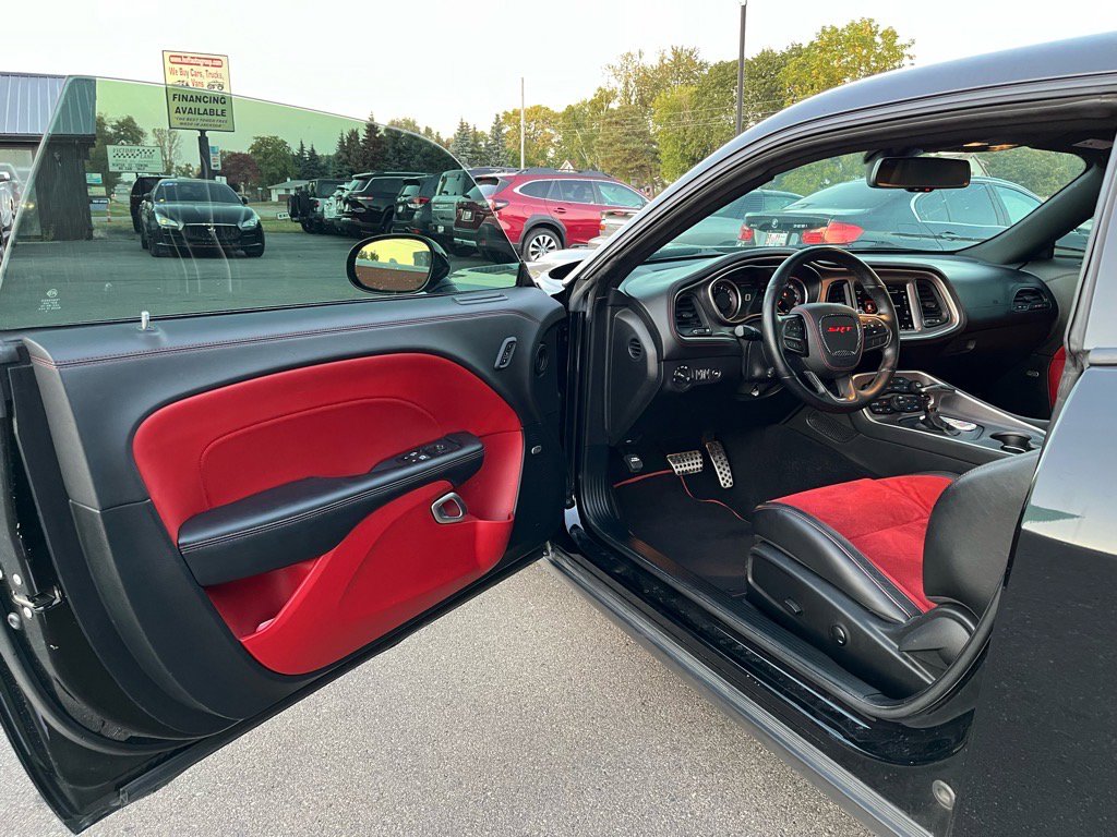 Used 2022 Dodge Challenger R/T Scat Pack w/ Plus Package image 37