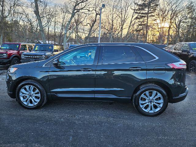 Certified 2022 Ford Edge Titanium w/ Equipment Group 301A image 8