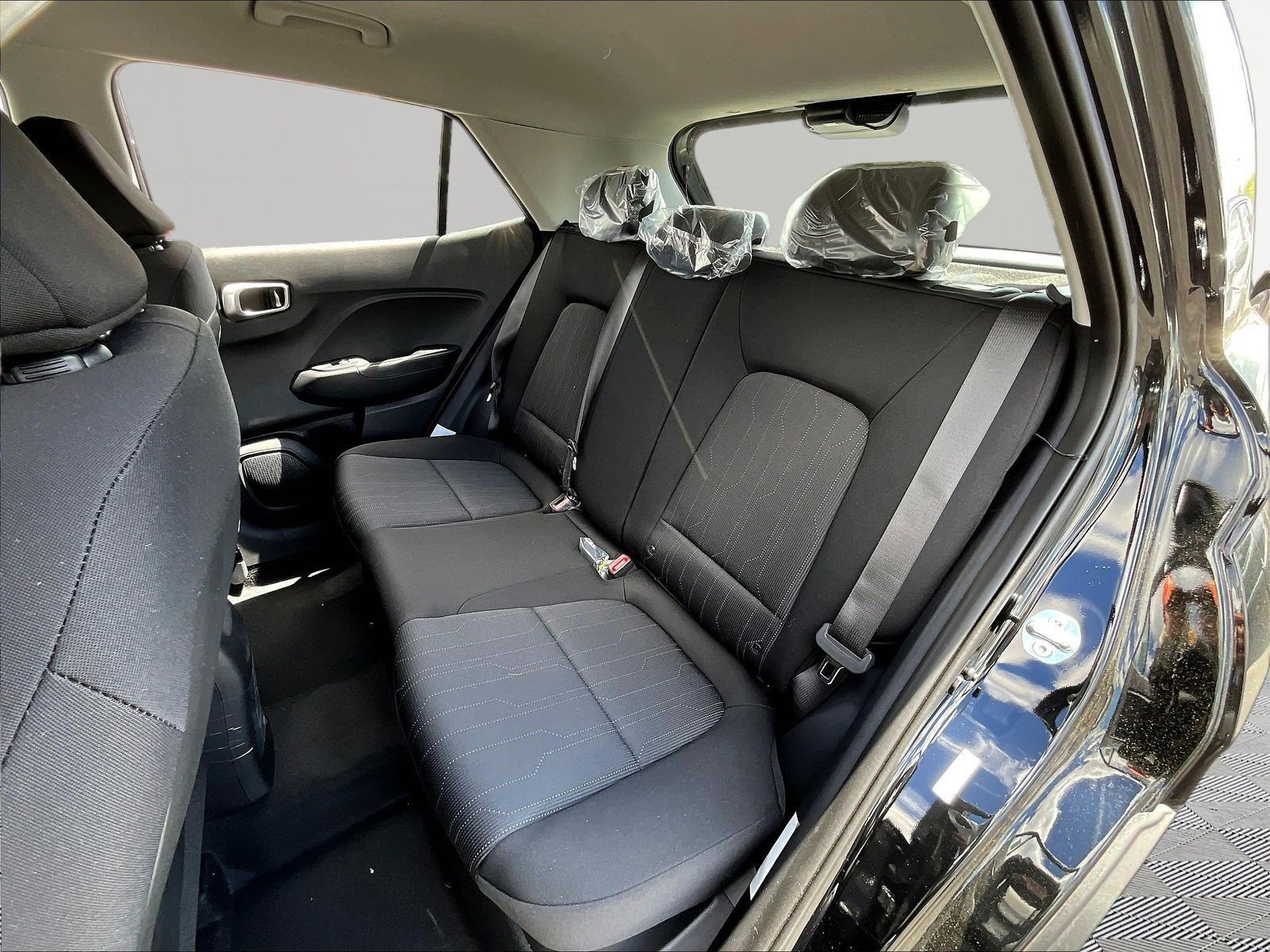 New 2026 Hyundai Venue SE FWD image 17
