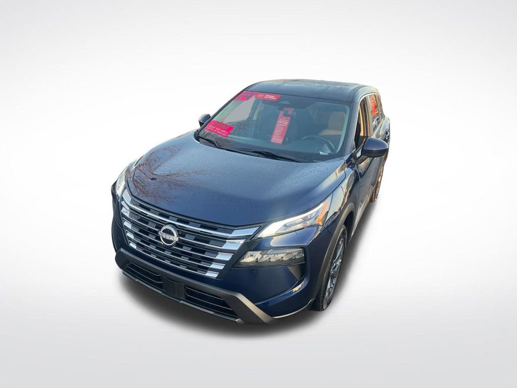 Certified 2024 Nissan Rogue SV image 37