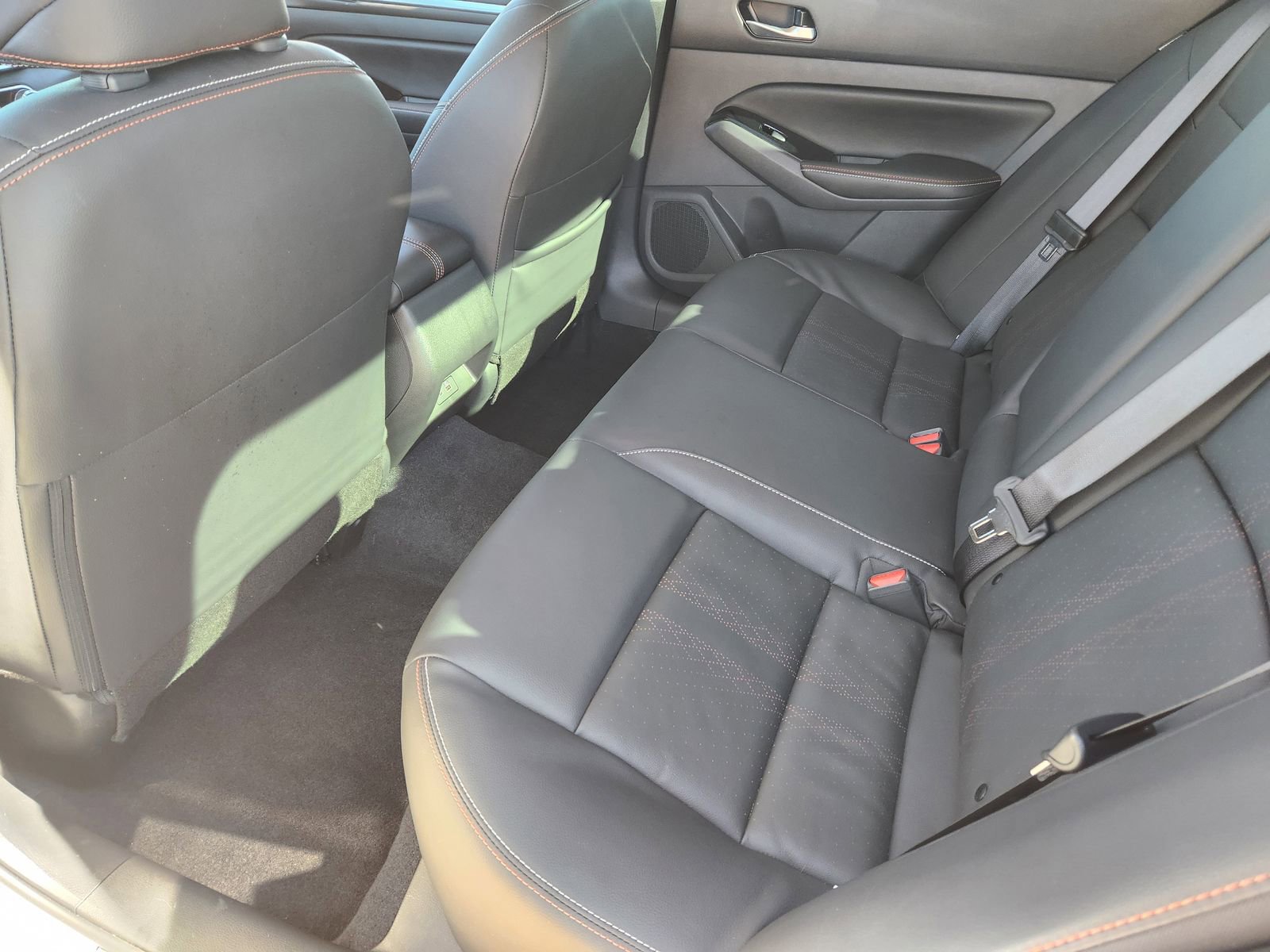 Used 2025 Nissan Altima 2.5 SR w/ SR Premium Package image 35