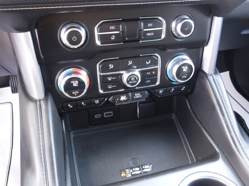 Used 2023 GMC Yukon XL SLT image 17