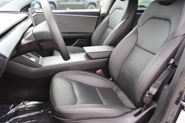Used 2024 Tesla Model 3 Standard Range RWD image 27