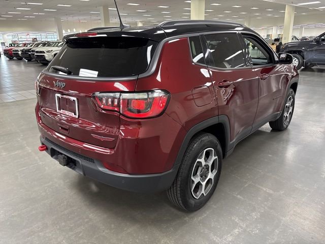 Used 2022 Jeep Compass Trailhawk w/ Trailhawk Convenience Group AWD/4WD image 7