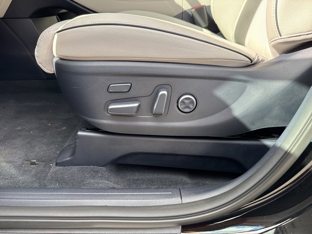 New 2025 Hyundai Palisade Limited image 13