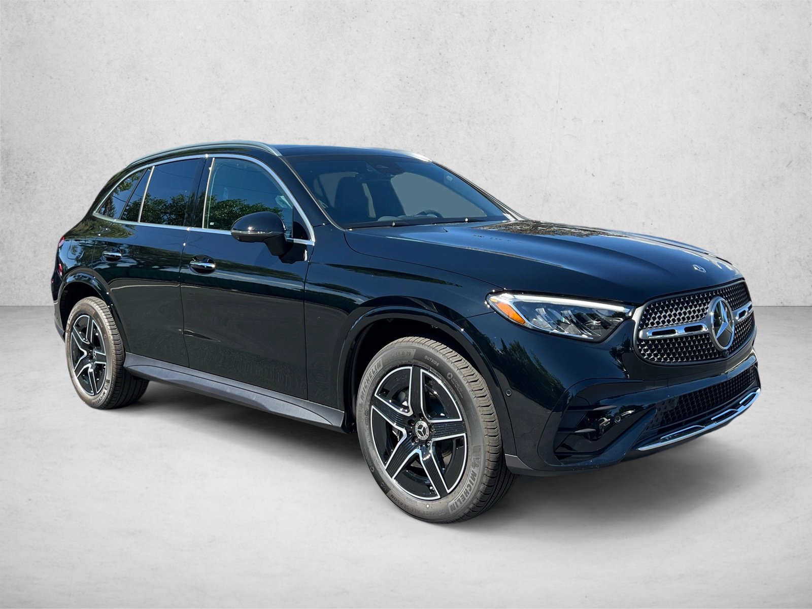 New 2026 Mercedes-Benz GLC 300 4MATIC image 3