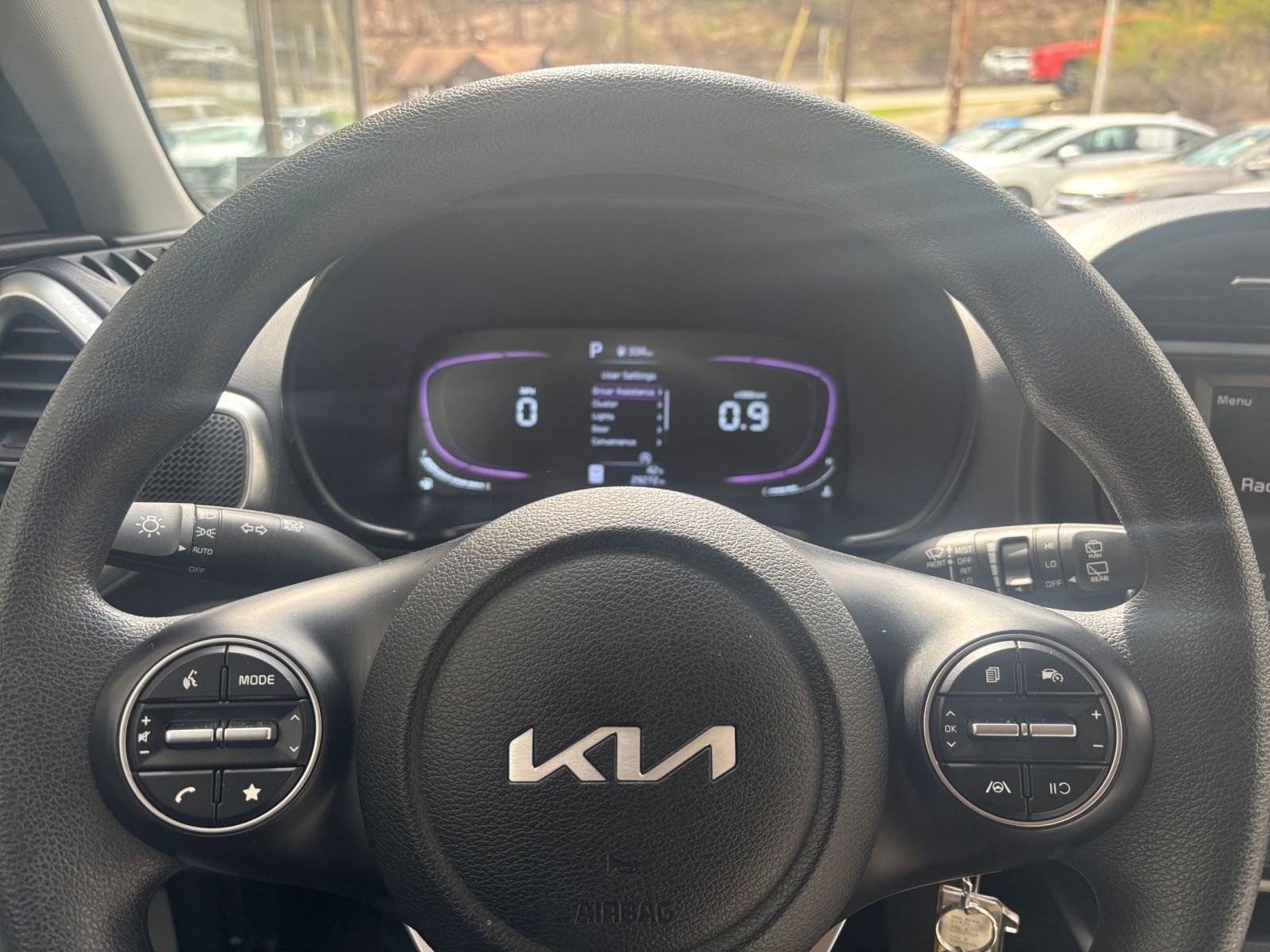 Used 2025 Kia Soul LX w/ LX Technology Package image 25