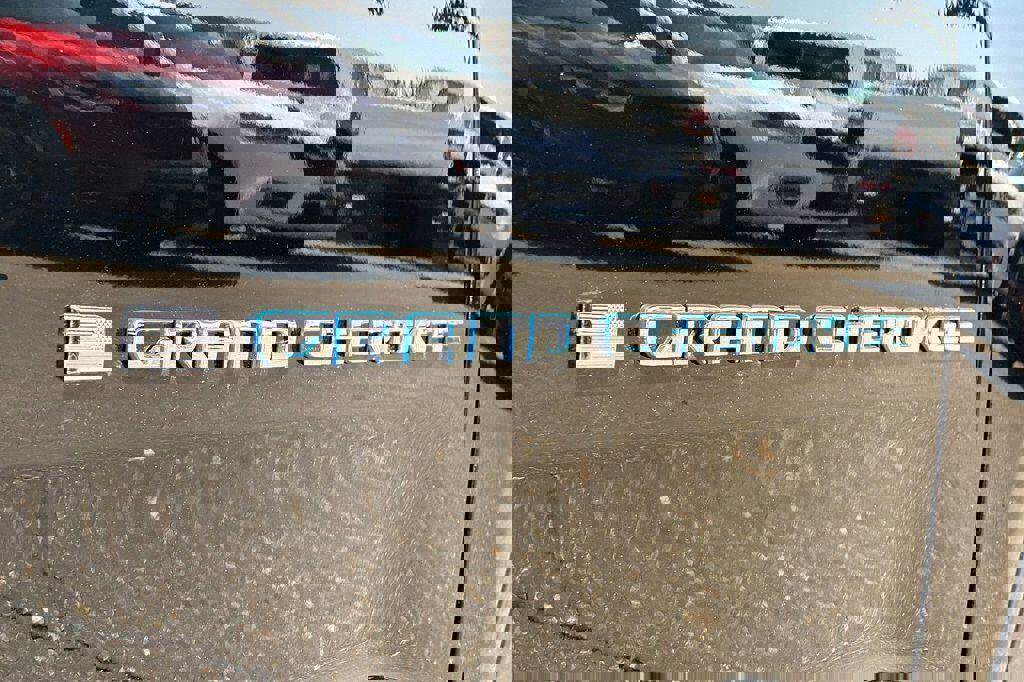 Used 2023 Jeep Grand Cherokee 4WD 4xe w/ Luxury Tech Group II image 19