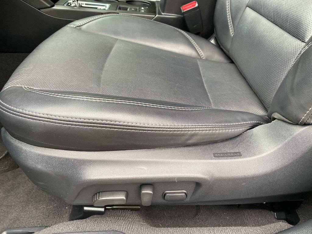 Used 2019 Subaru Outback 2.5i Limited AWD/4WD image 24