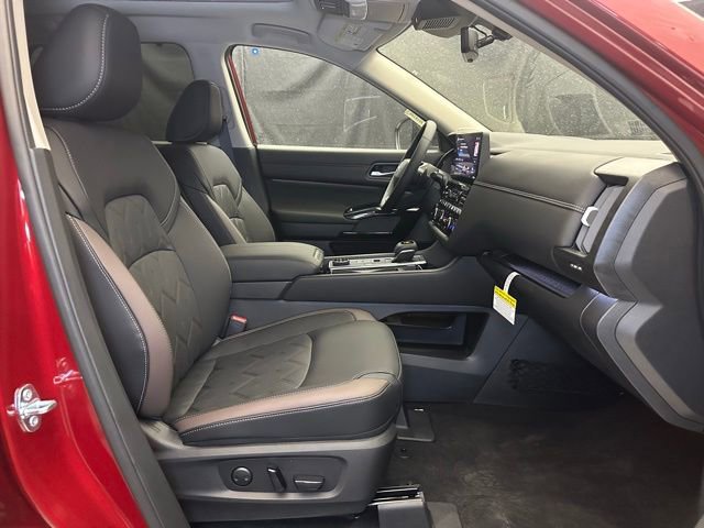 New 2026 Nissan Pathfinder Platinum w/ Cargo Package AWD/4WD image 15