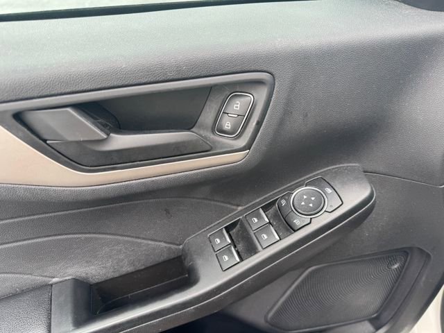 Used 2022 Ford Escape SE w/ Convenience Package image 17