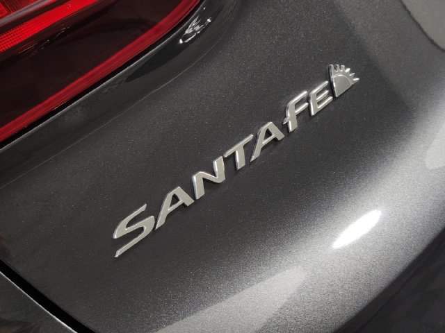 Certified 2023 Hyundai Santa Fe SEL AWD/4WD image 10