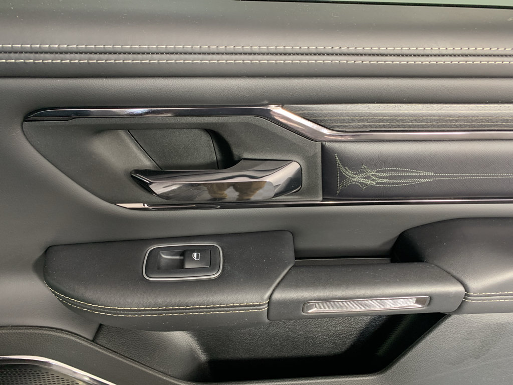 Used 2022 RAM 1500 Limited AWD/4WD image 33
