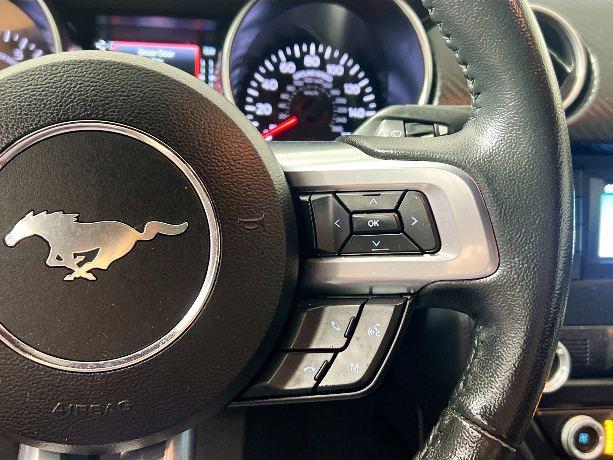 Used 2021 Ford Mustang EcoBoost image 19