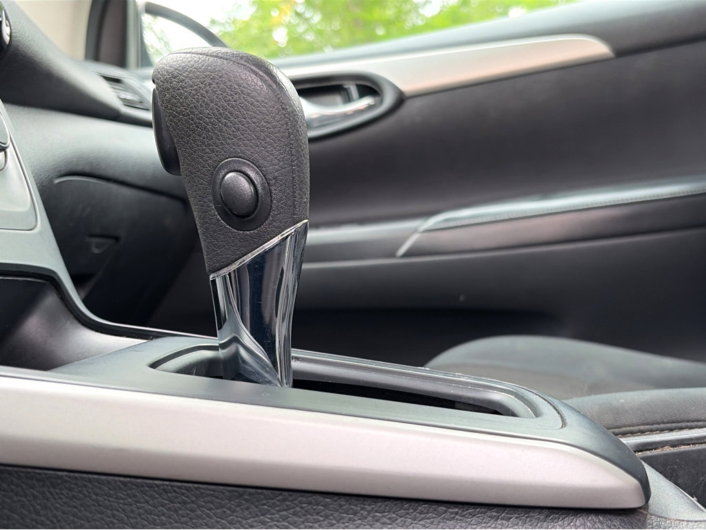Used 2019 Nissan Sentra S FWD image 11