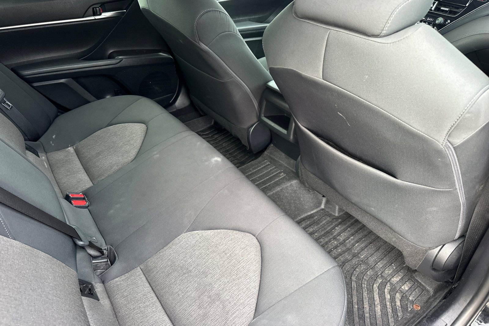 Used 2023 Toyota Camry LE image 17