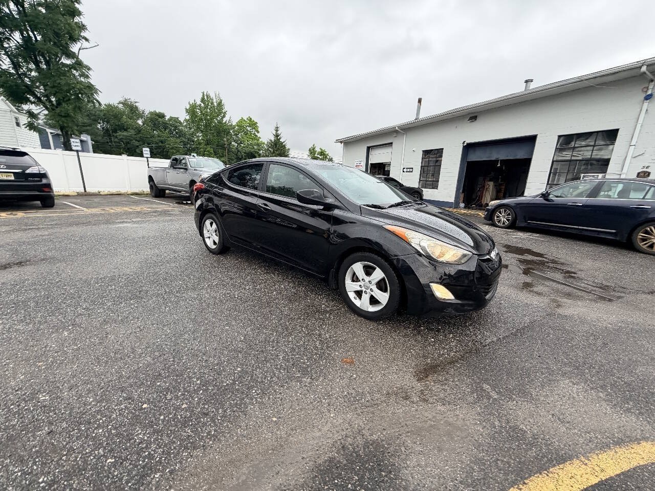 Used 2012 Hyundai Elantra GLS w/ Preferred Pkg 3 FWD image 14