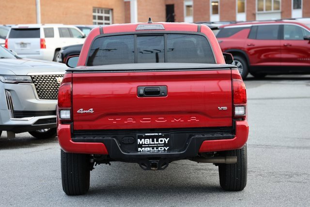 Used 2023 Toyota Tacoma SR image 3