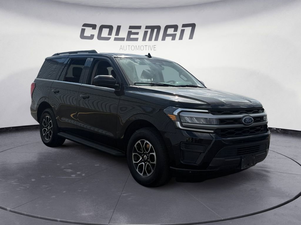 Used 2024 Ford Expedition XLT image 7
