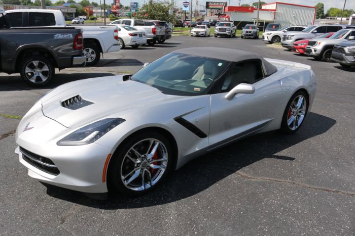 Used 2016 Chevrolet Corvette Stingray Convertible w/ 3LT Preferred Equipment Group image 2
